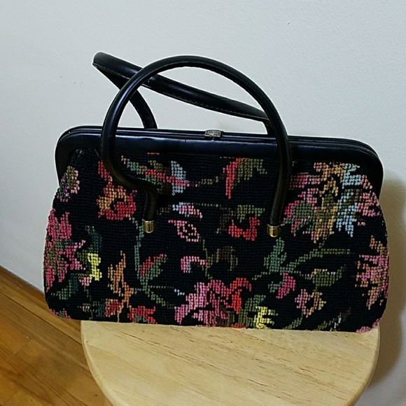 Vintage Handbags - Carpet bag!